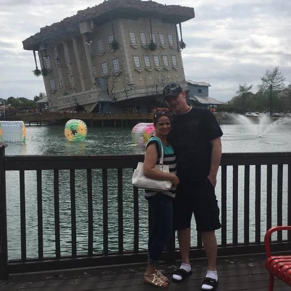 Meet your Posher, April - Picture 1 of 1